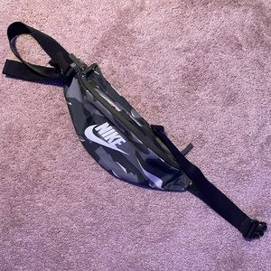 Nike Phanny Pack